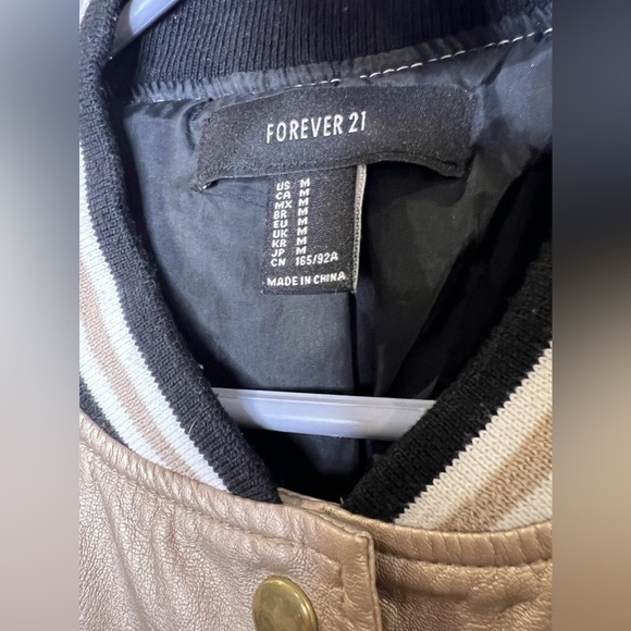 084. Forever 21 faux leather jacket gold m - Picture 4 of 6